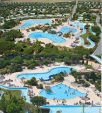 Sequoia Parc in 17320 Saint-Just-Luzac / Poitou-Charentes / France